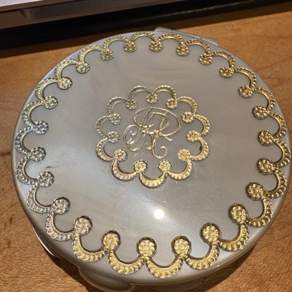 Authentic vintage John Robert Powers pressed powder compact